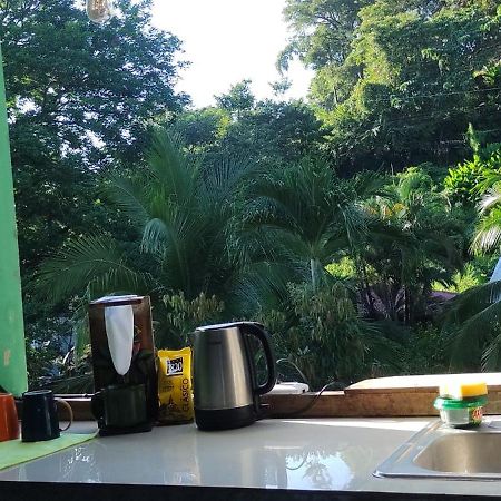 Hostel Tuanis Surf Camp Playa Santa Teresa  Εξωτερικό φωτογραφία